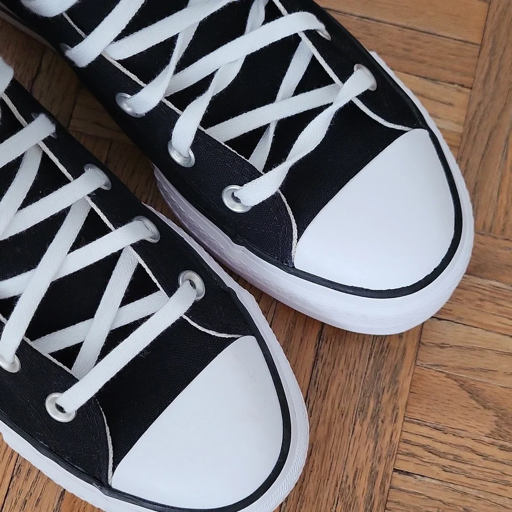 NWOB Converse Chuck Taylor All Star Lift Black Women's 8.5 - Picture 4 of 10